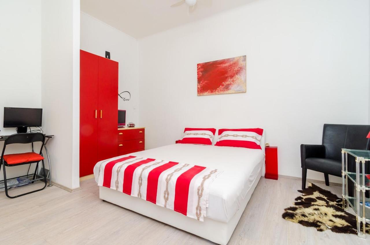 Apartment Caceris ดูบรอฟนิก ภายนอก รูปภาพ